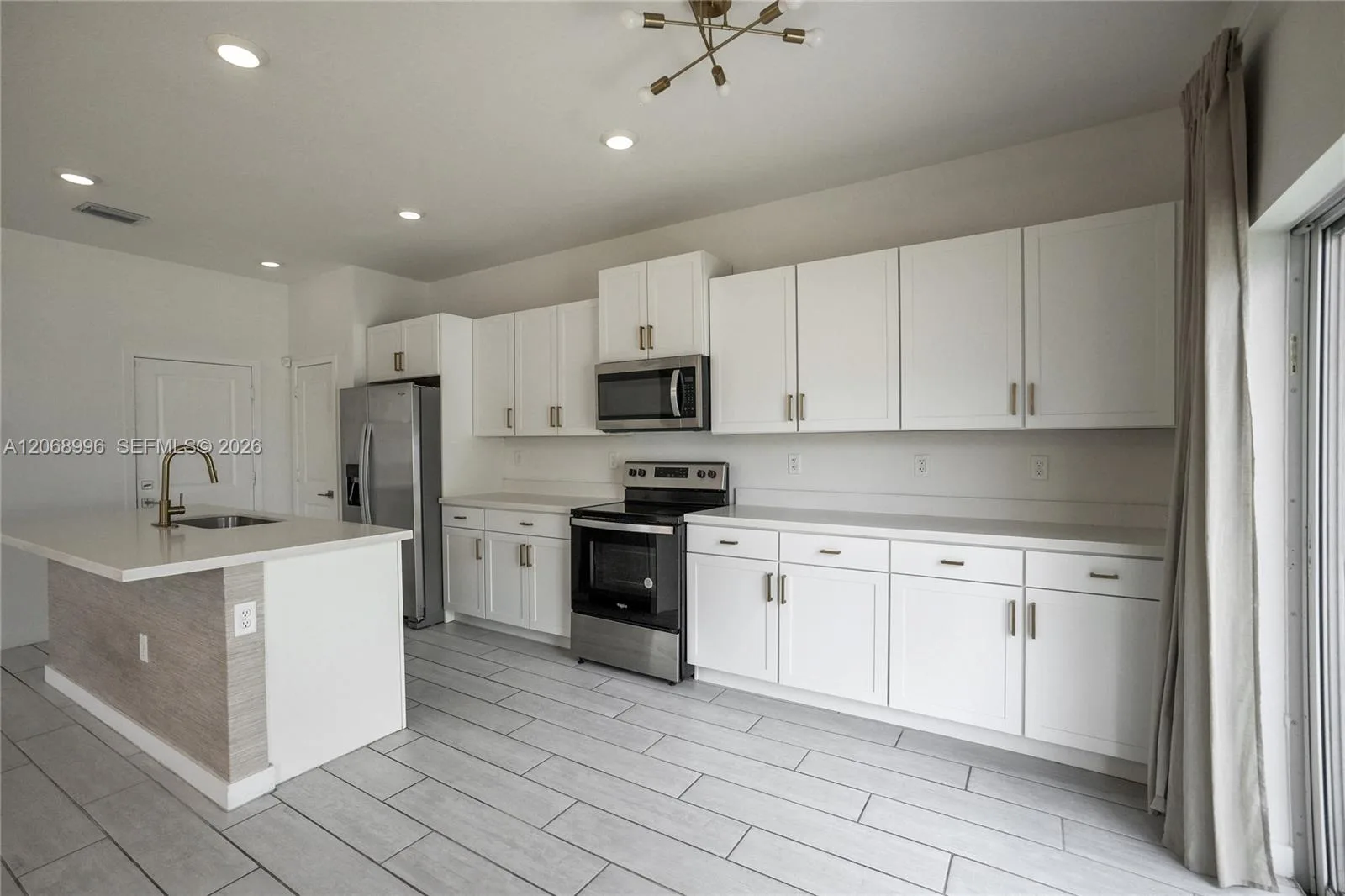 833 SE 19th St, Homestead, FL 33034