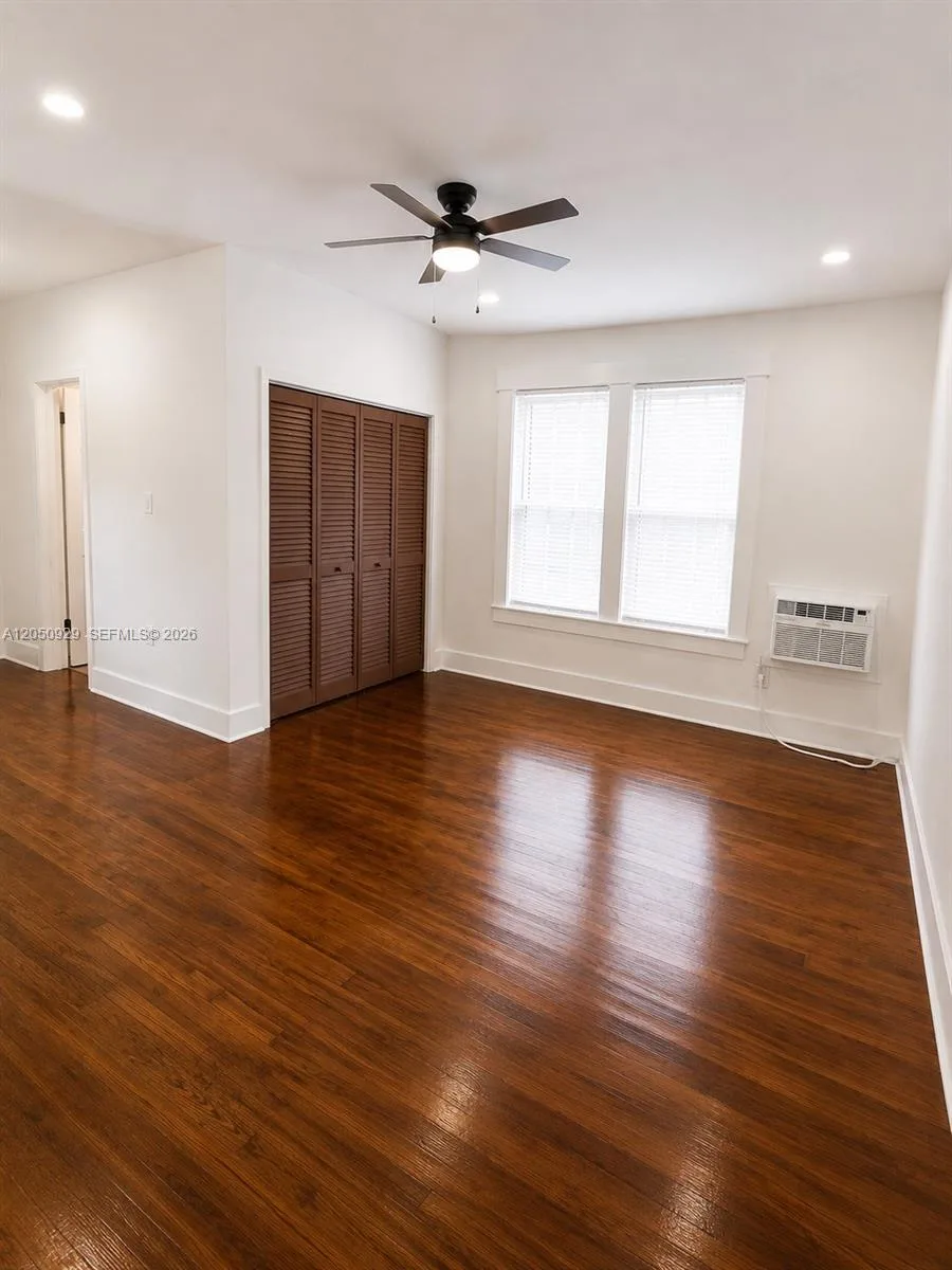 1319 Meridian Ave # 208, Miami Beach, FL 33139 photo 2