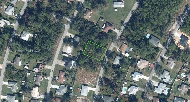 305 Vanwall Terrace, Sebring, FL 33872