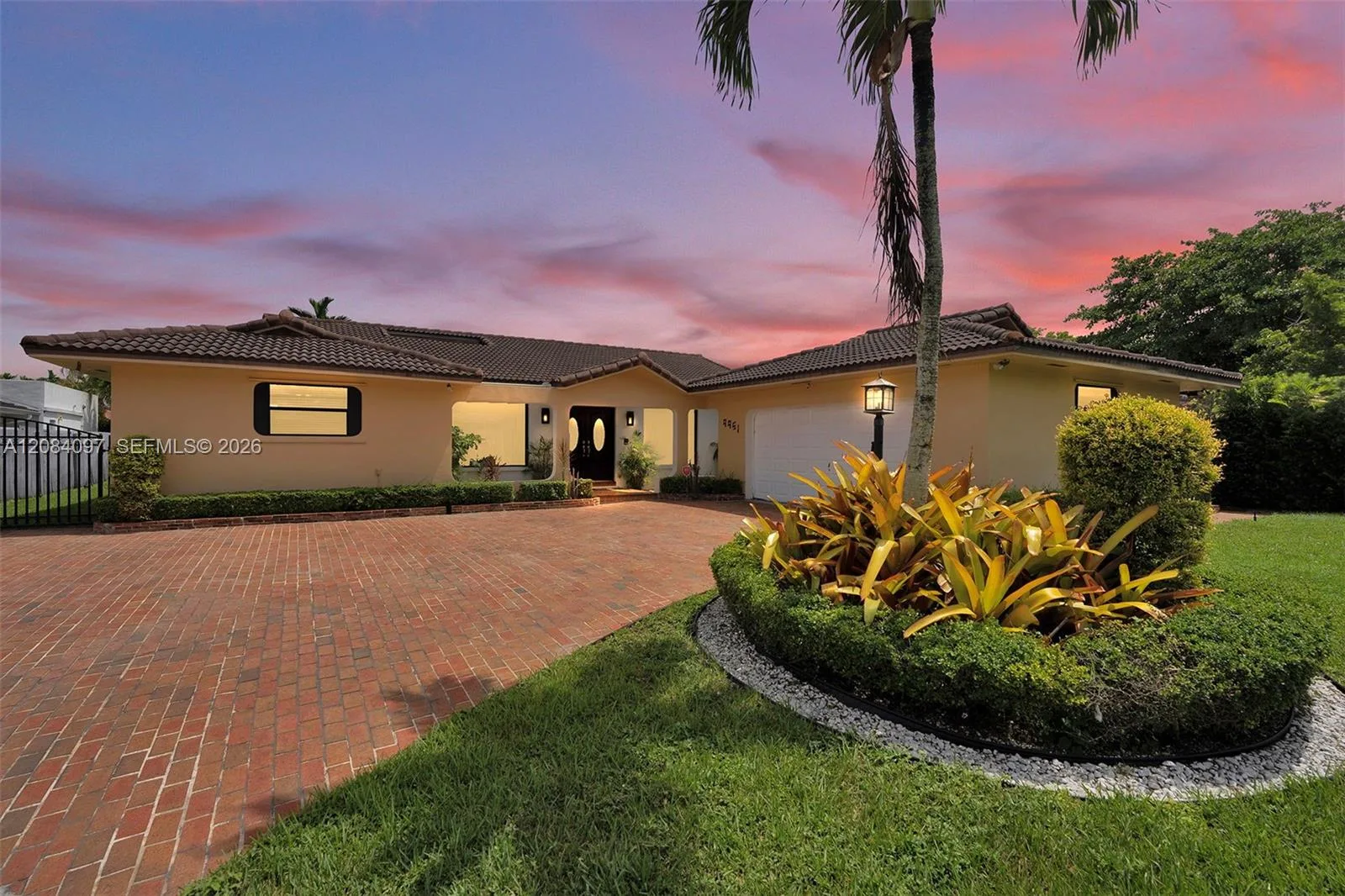 9951 SW 30th St, Miami, FL 33165