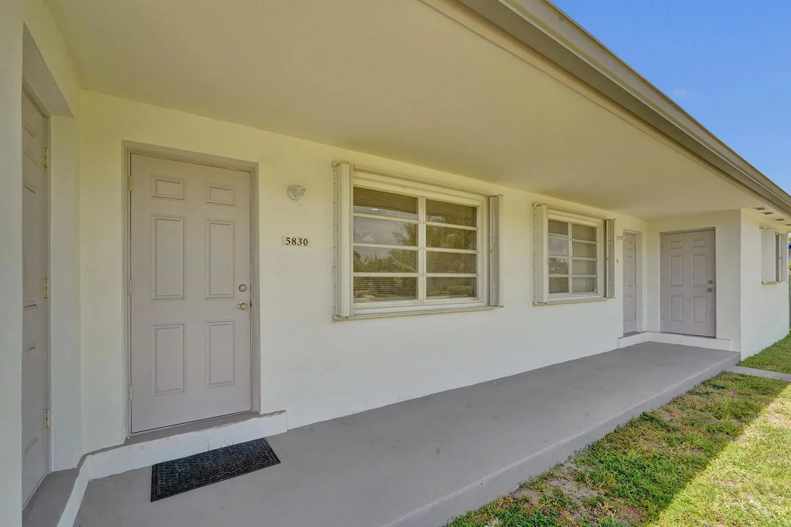 5830 Garfield Street, Hollywood, FL 33021 photo 2