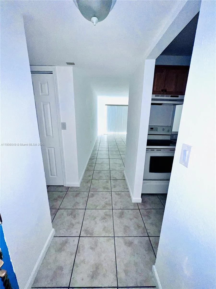 12290 NE 11th Ct # 305, North Miami, FL 33161 photo 3