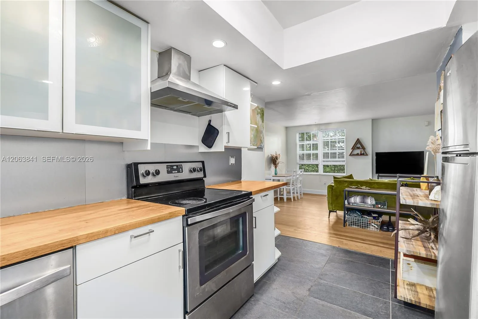 932 7th St # 932A, Miami Beach, FL 33139 photo 2
