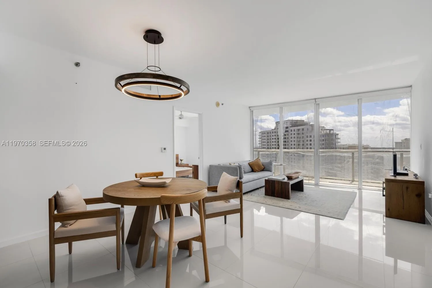 465 Brickell Ave # 2705, Miami, FL 33131