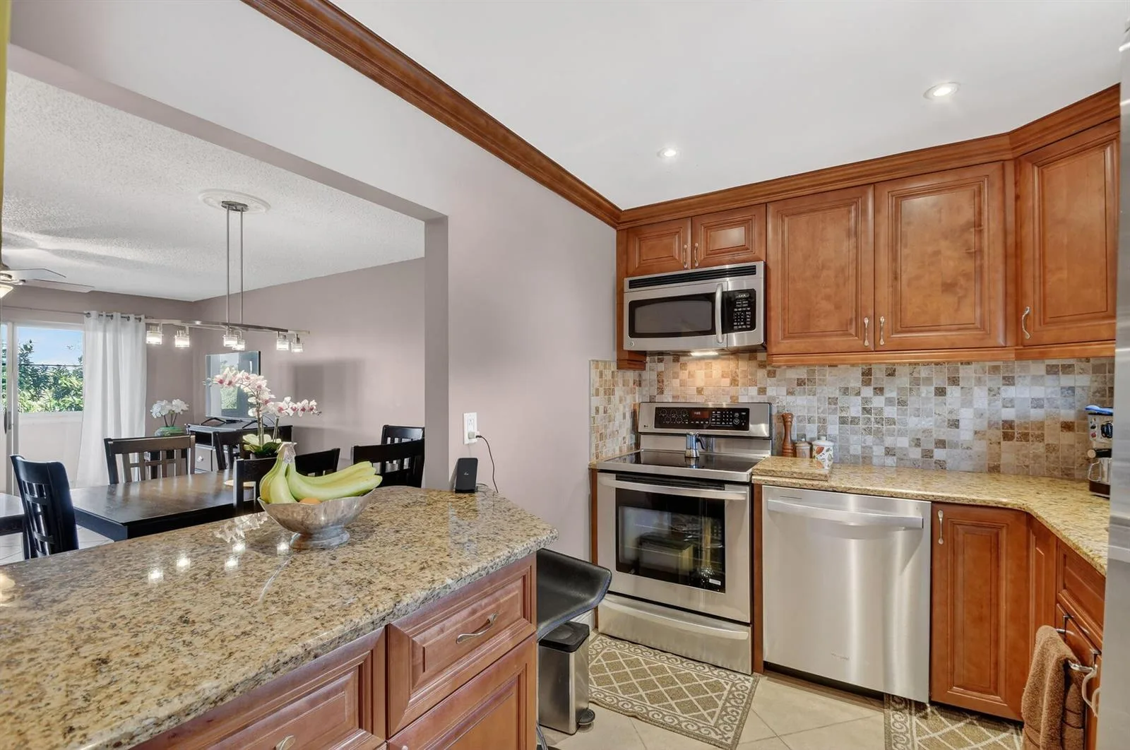 729 Lori Drive # 302, Palm Springs, FL 33461 photo 6