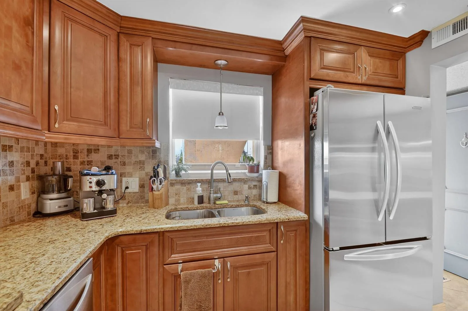 729 Lori Drive # 302, Palm Springs, FL 33461 photo 8