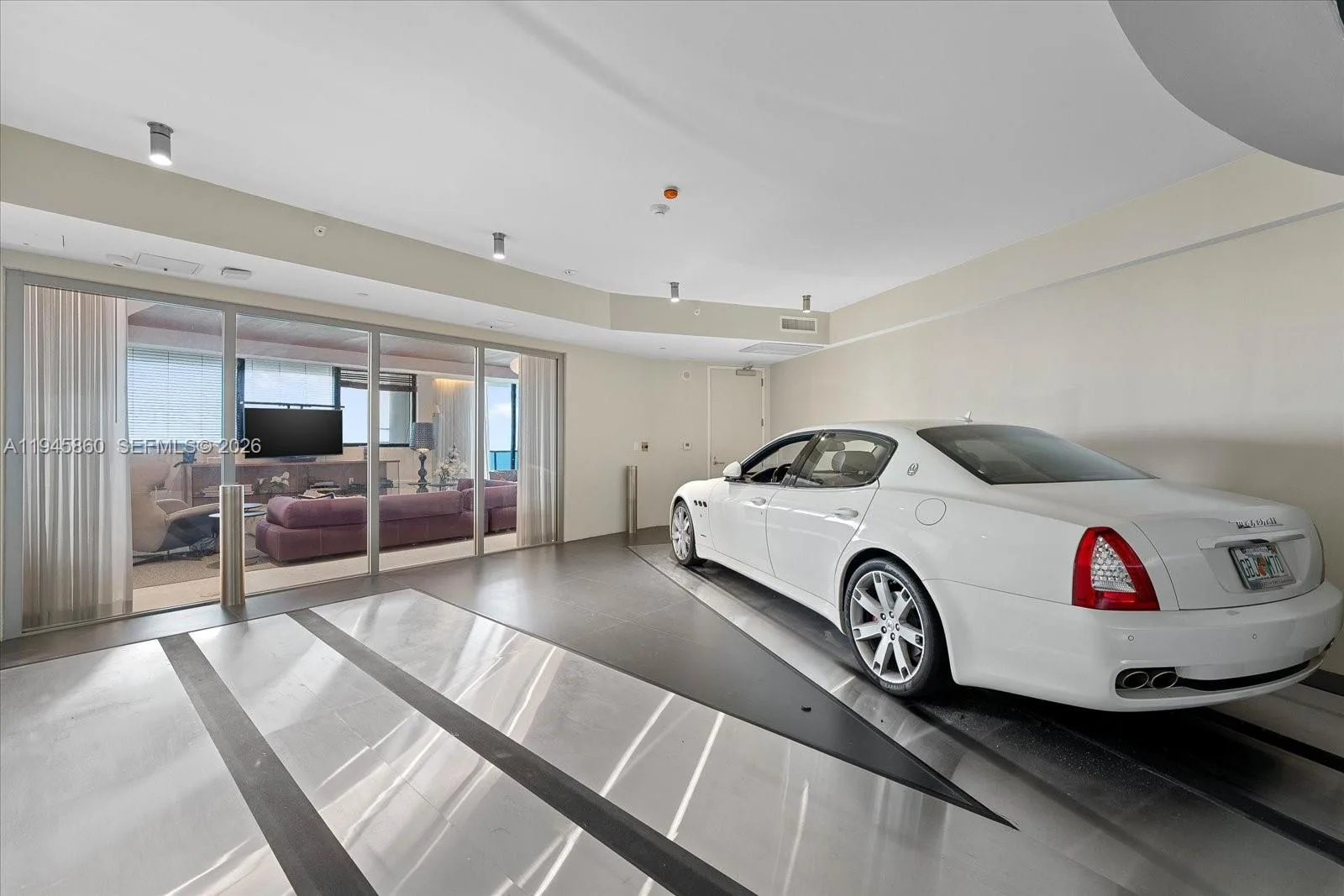 18555 Collins Ave # 3405, Sunny Isles Beach, FL 33160 photo 11