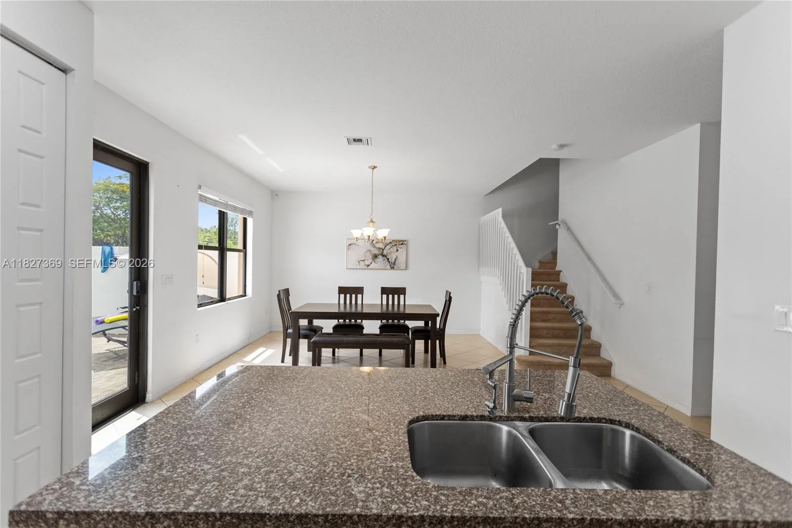878 NE 191st St, Miami, FL 33179 photo 7