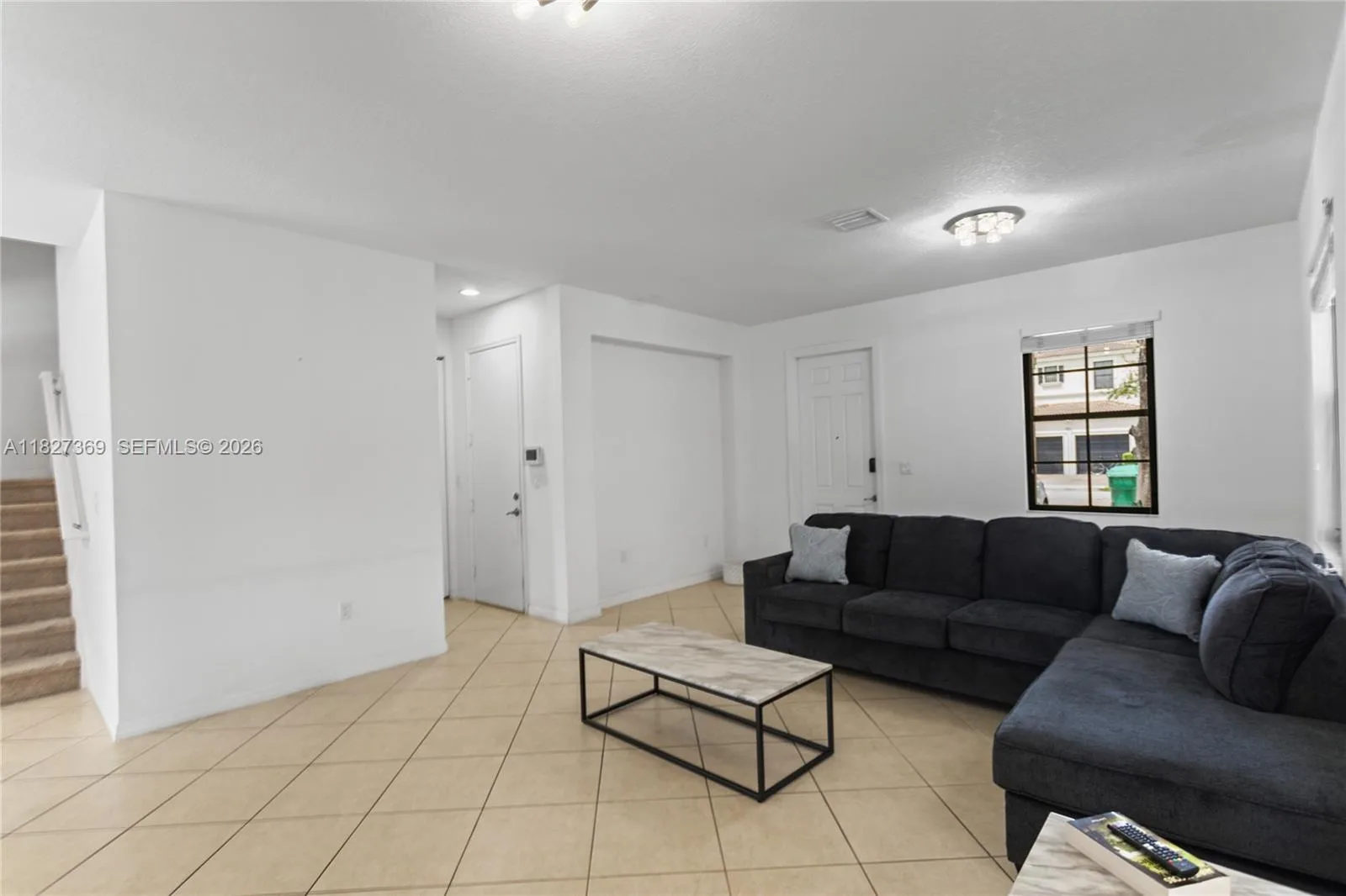 878 NE 191st St, Miami, FL 33179 photo 8