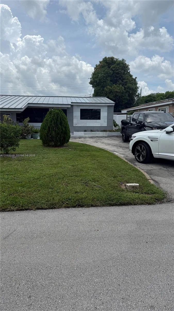 7672 Kismet St, Miramar, FL 33023 photo 3