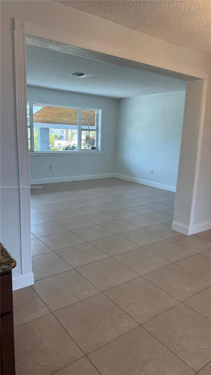 7672 Kismet St, Miramar, FL 33023 photo 9