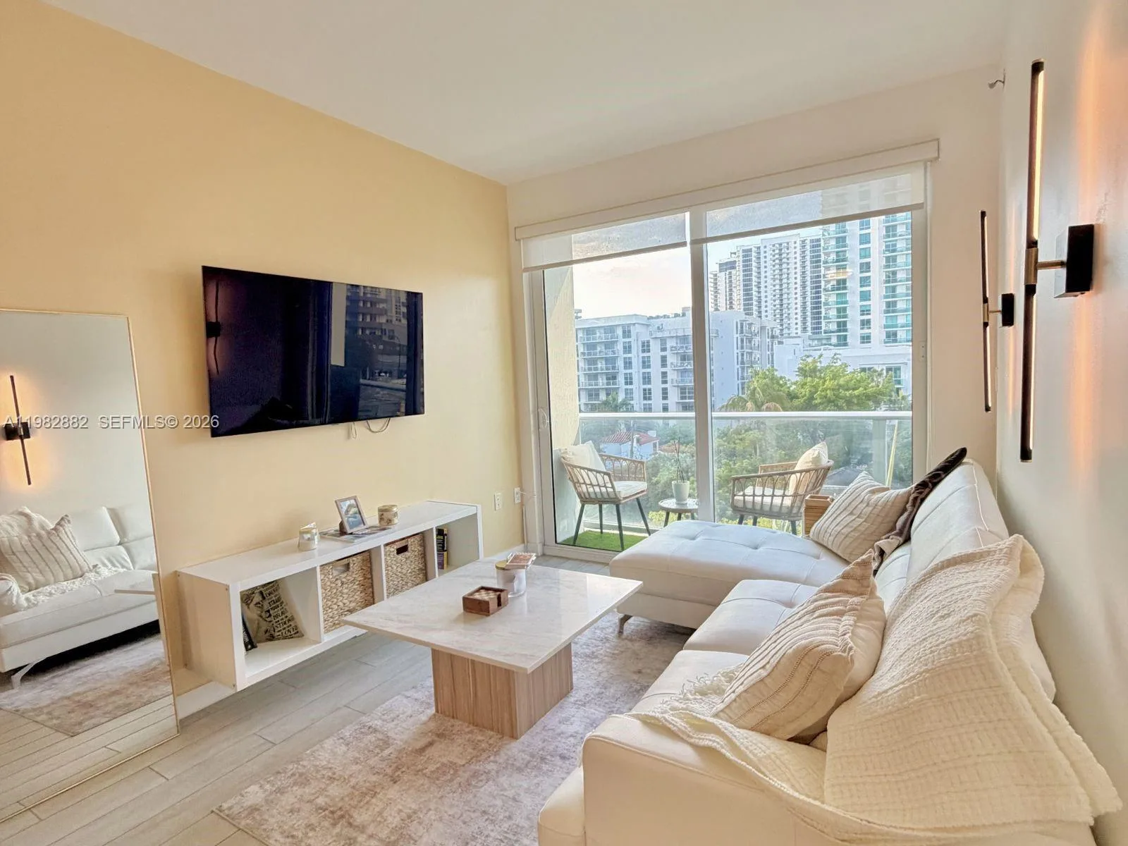 321 NE 26th St # 513, Miami, FL 33137 photo 2