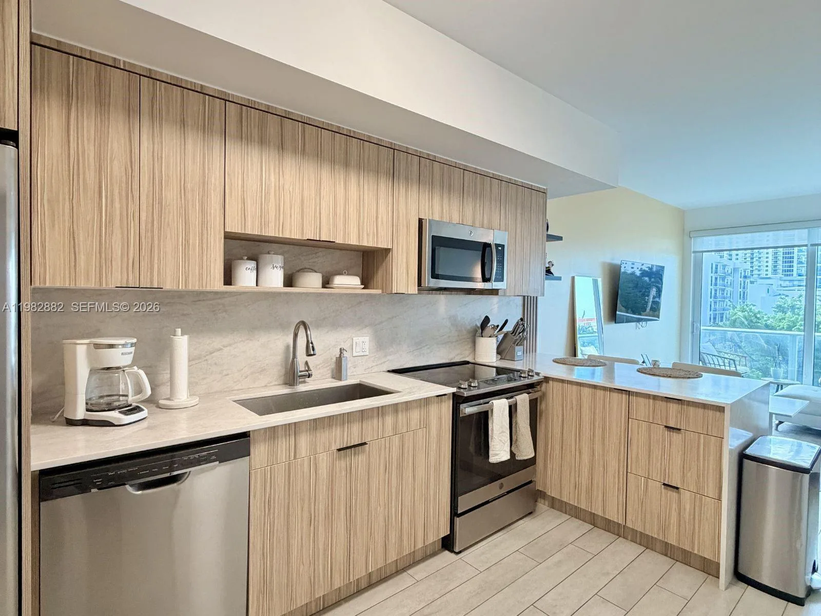 321 NE 26th St # 513, Miami, FL 33137 photo 6