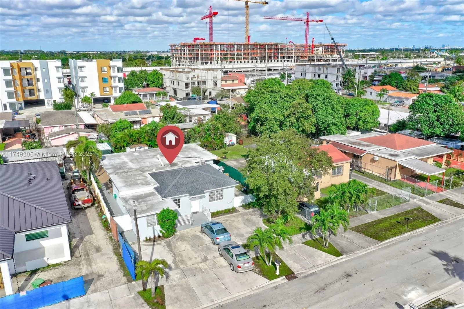 859 E 23rd St, Hialeah, FL 33013 photo 3