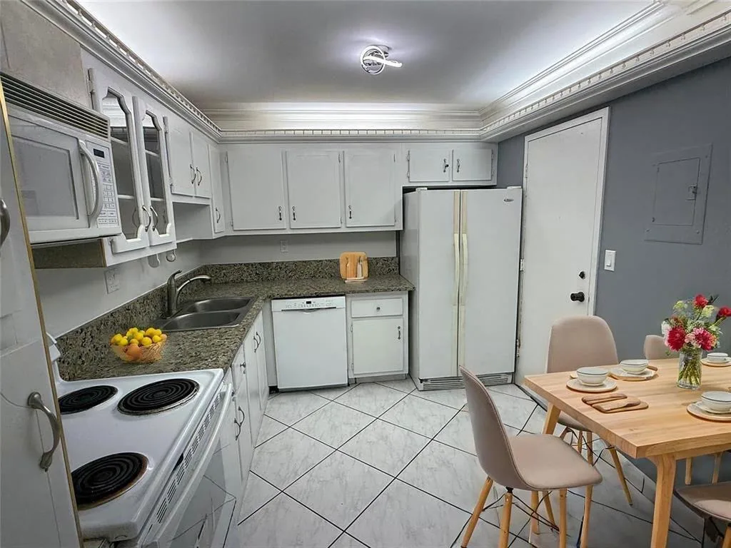 1833 S OCEAN Drive # 808, Hallandale Beach, FL 33009 photo 8