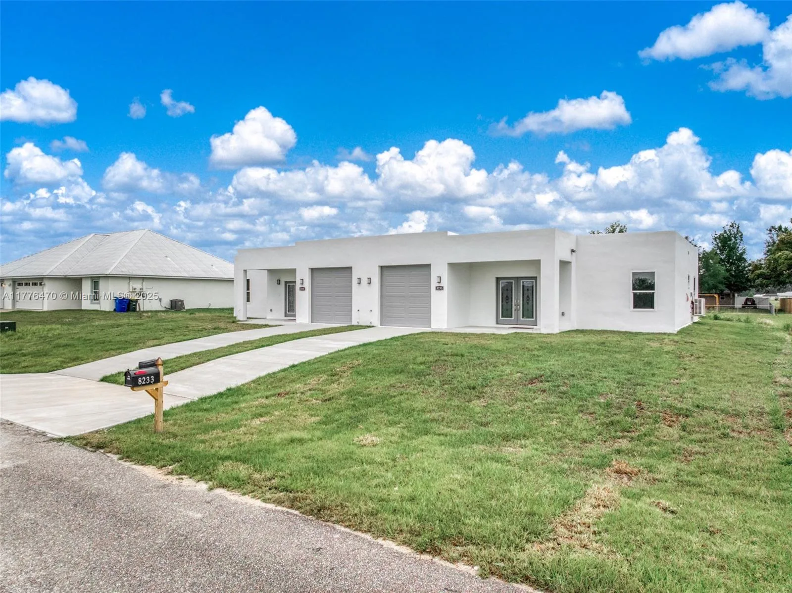8233 Cozumel Lane # 8233, Sebring, FL 33876 photo 2