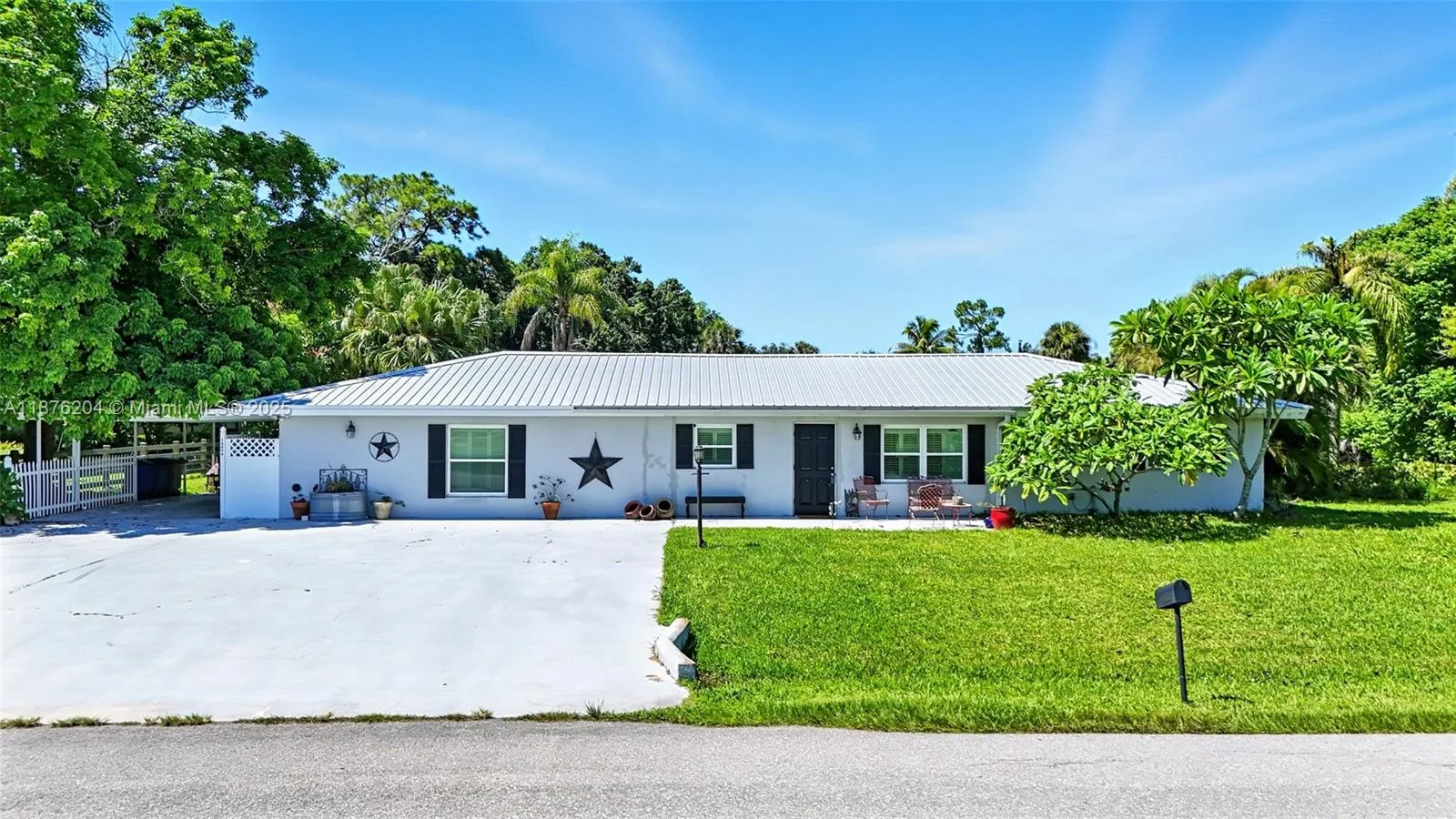 16090 Old Olga RD, Other City - In The State Of Florida, FL 33920