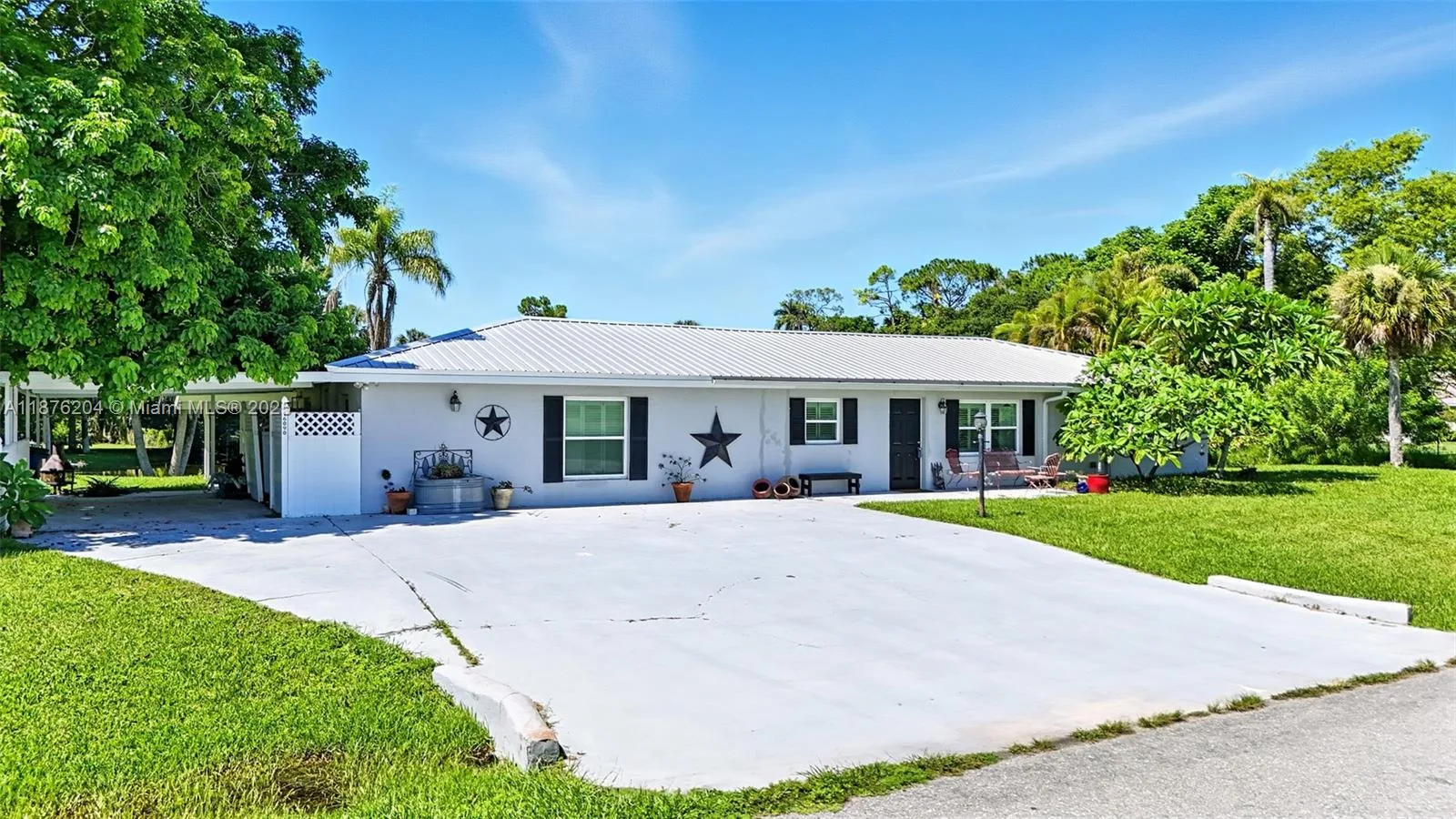 16090 Old Olga RD, Other City - In The State Of Florida, FL 33920 photo 2