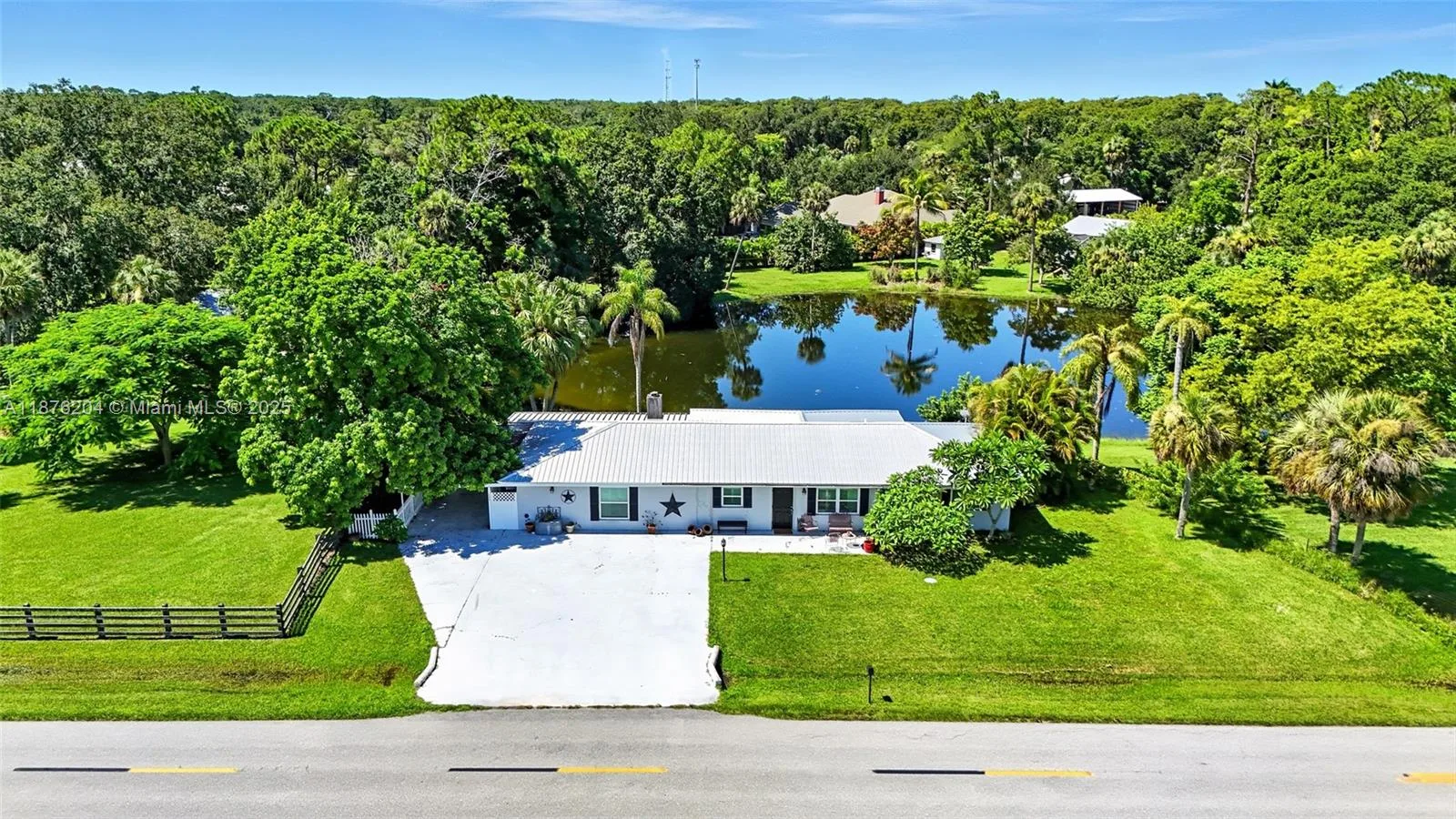 16090 Old Olga RD, Other City - In The State Of Florida, FL 33920 photo 3