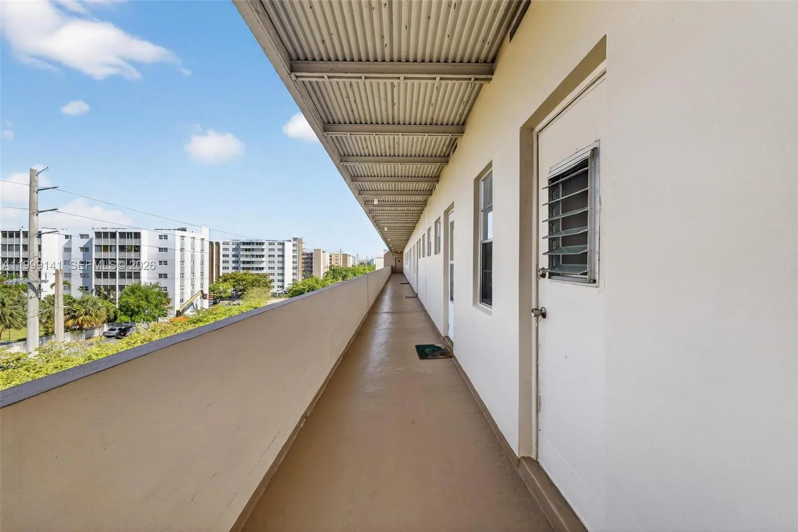 300 NE 14th Ave # 505, Hallandale Beach, FL 33009 photo 5