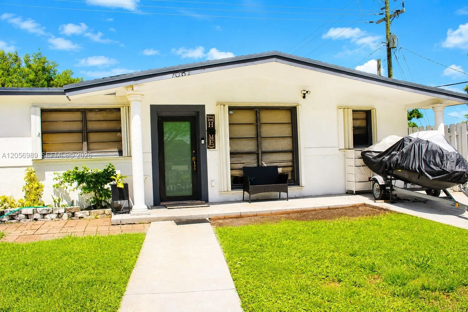 7061 Moseley St, Hollywood, FL 33024 photo 2