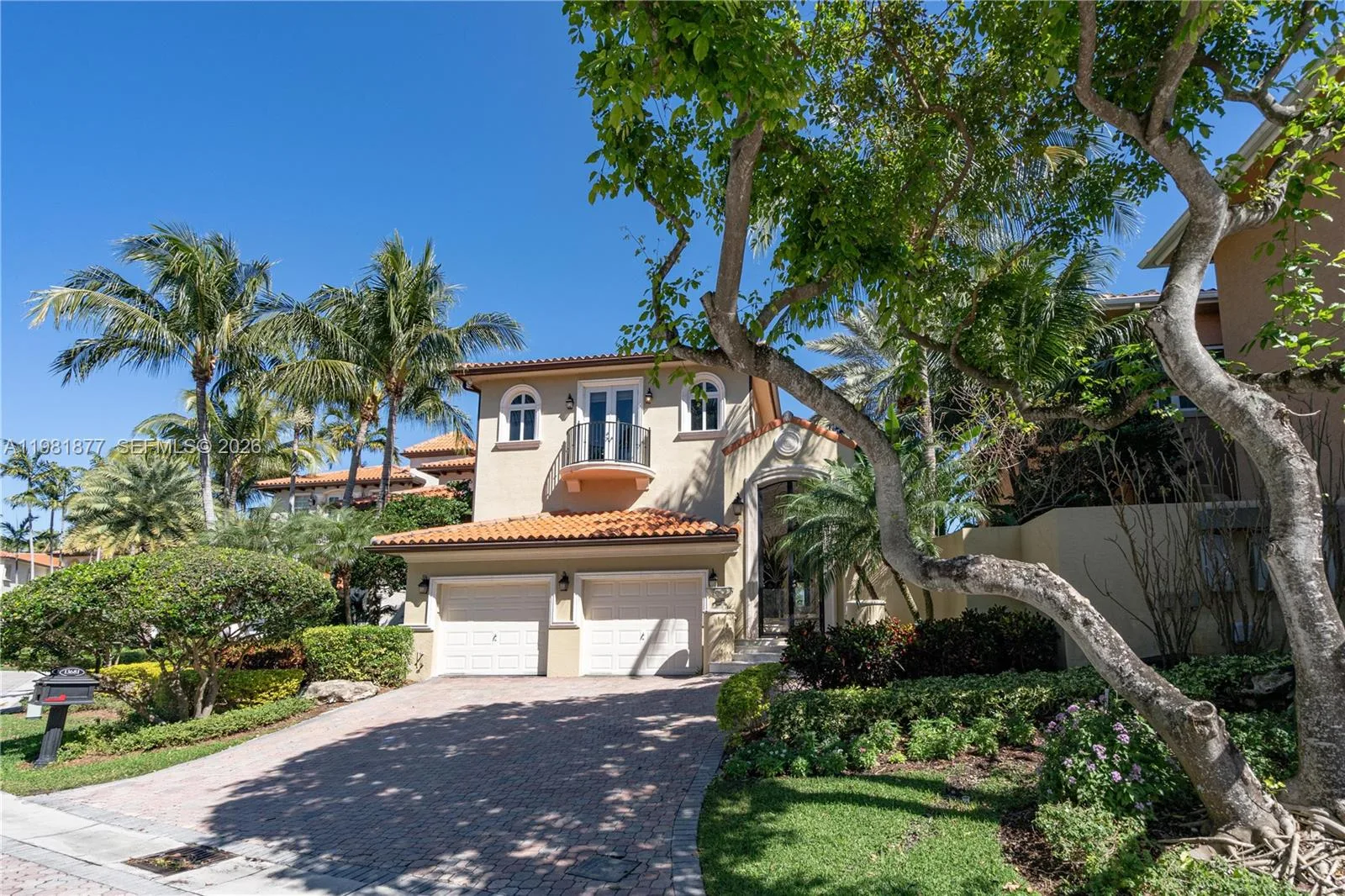 13681 Deering Bay Dr, Coral Gables, FL 33158 photo 11