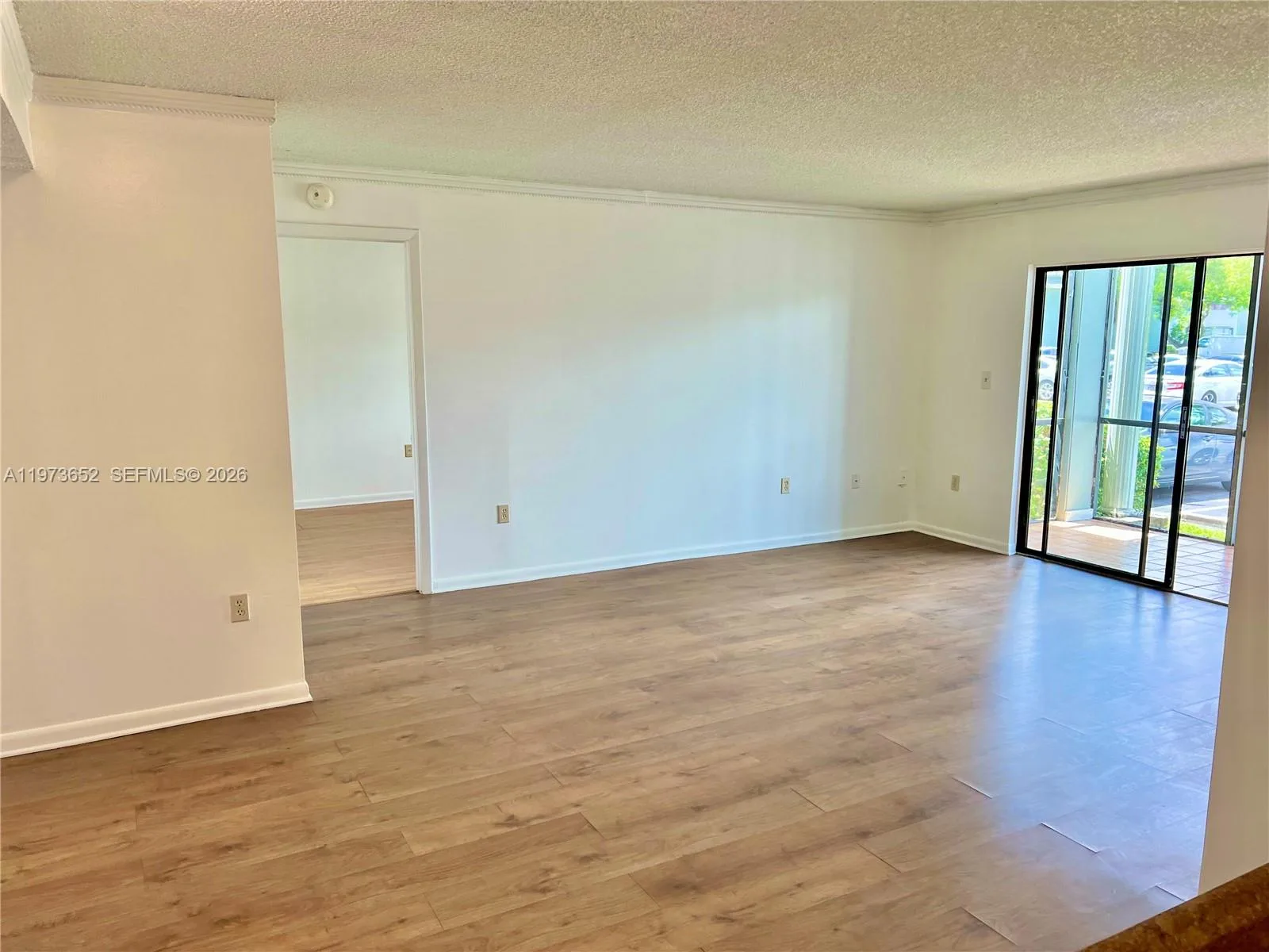20761 NE 4th Pl # 104, Miami, FL 33179