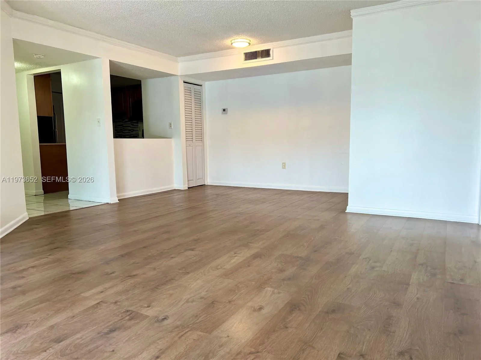 20761 NE 4th Pl # 104, Miami, FL 33179 photo 4
