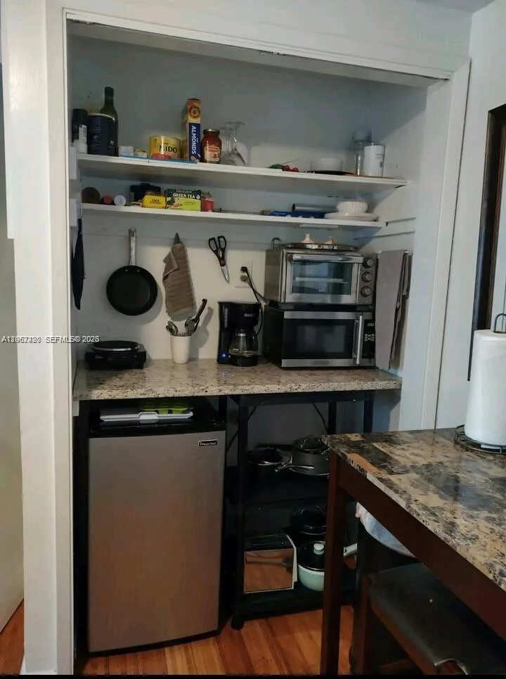 1337 NE 3rd Ave # 2, Fort Lauderdale, FL 33304 — zdjęcie 4