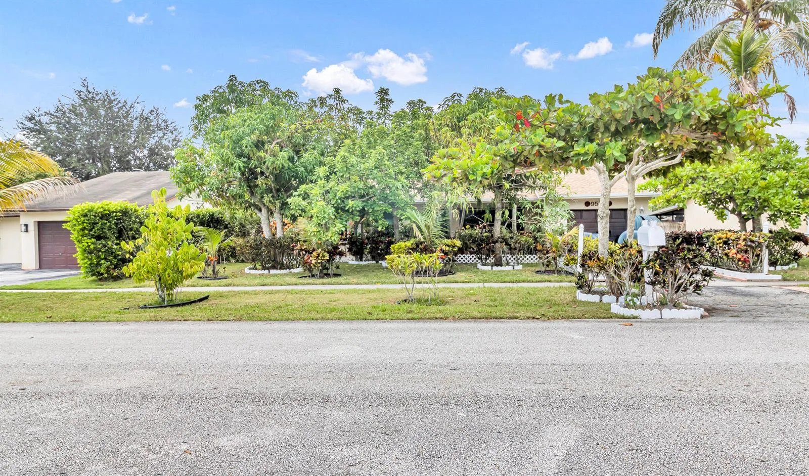 9522 Affirmed Lane, Boca Raton, FL 33496 photo 2