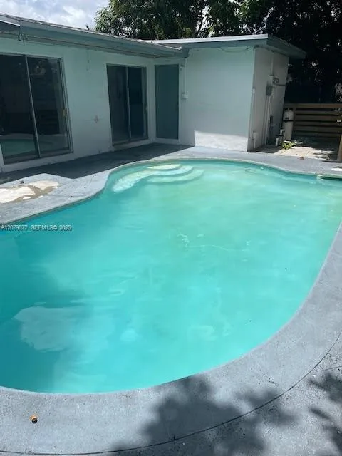 4421 NW 33rd St # 0, Lauderdale Lakes, FL 33319 — zdjęcie 2