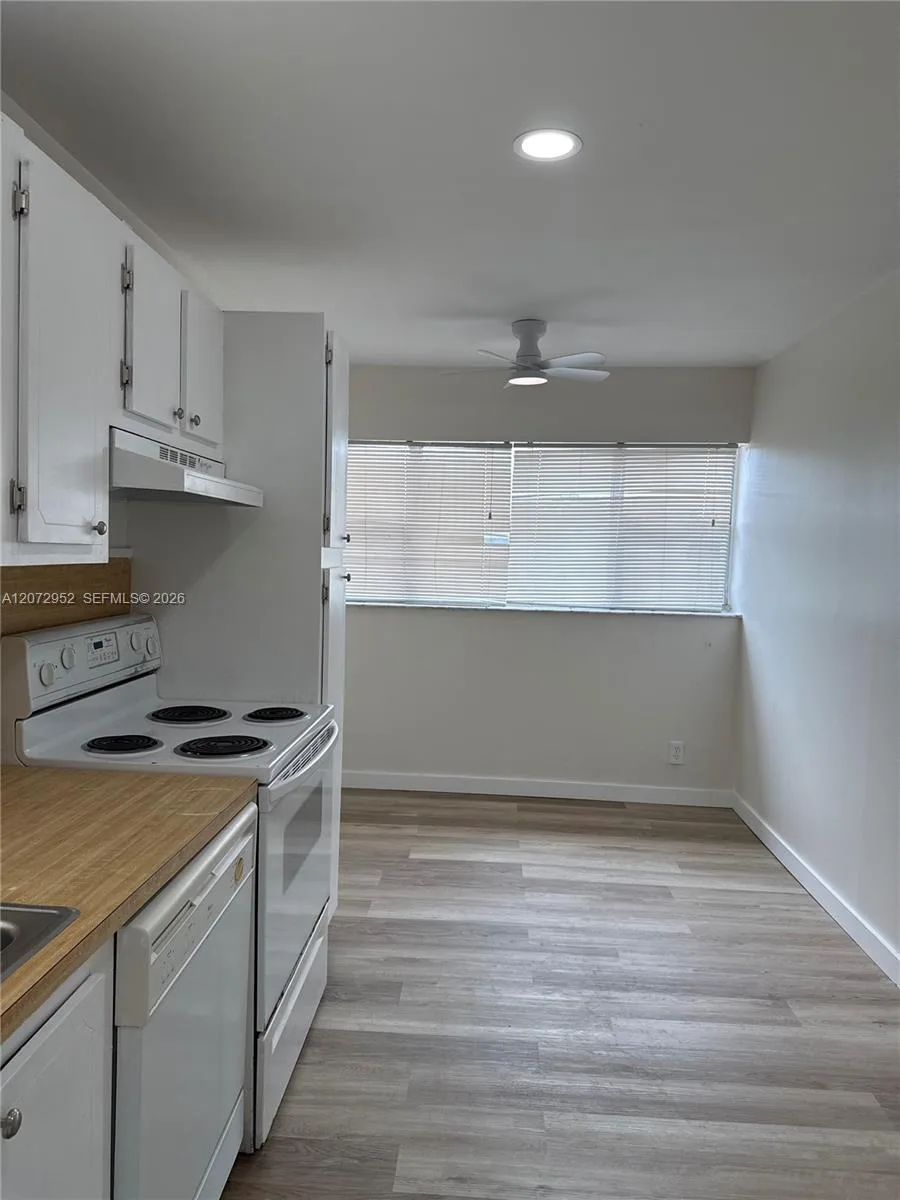 8380 Sands Point Blvd # J310, Tamarac, FL 33321