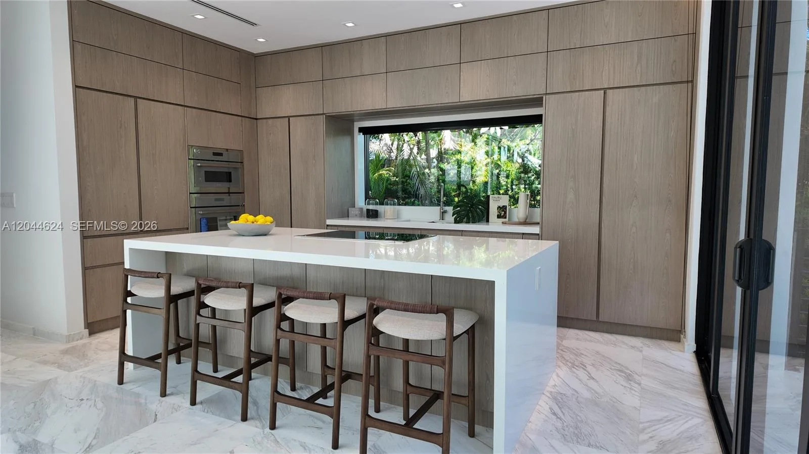 570 S Shore Dr, Miami Beach, FL 33141 photo 11