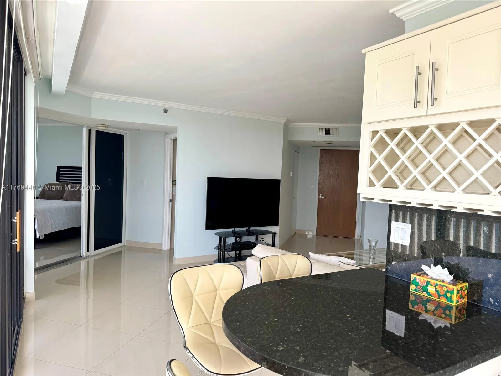 1000 ISLAND BL # 710, Aventura, FL 33160 photo 6