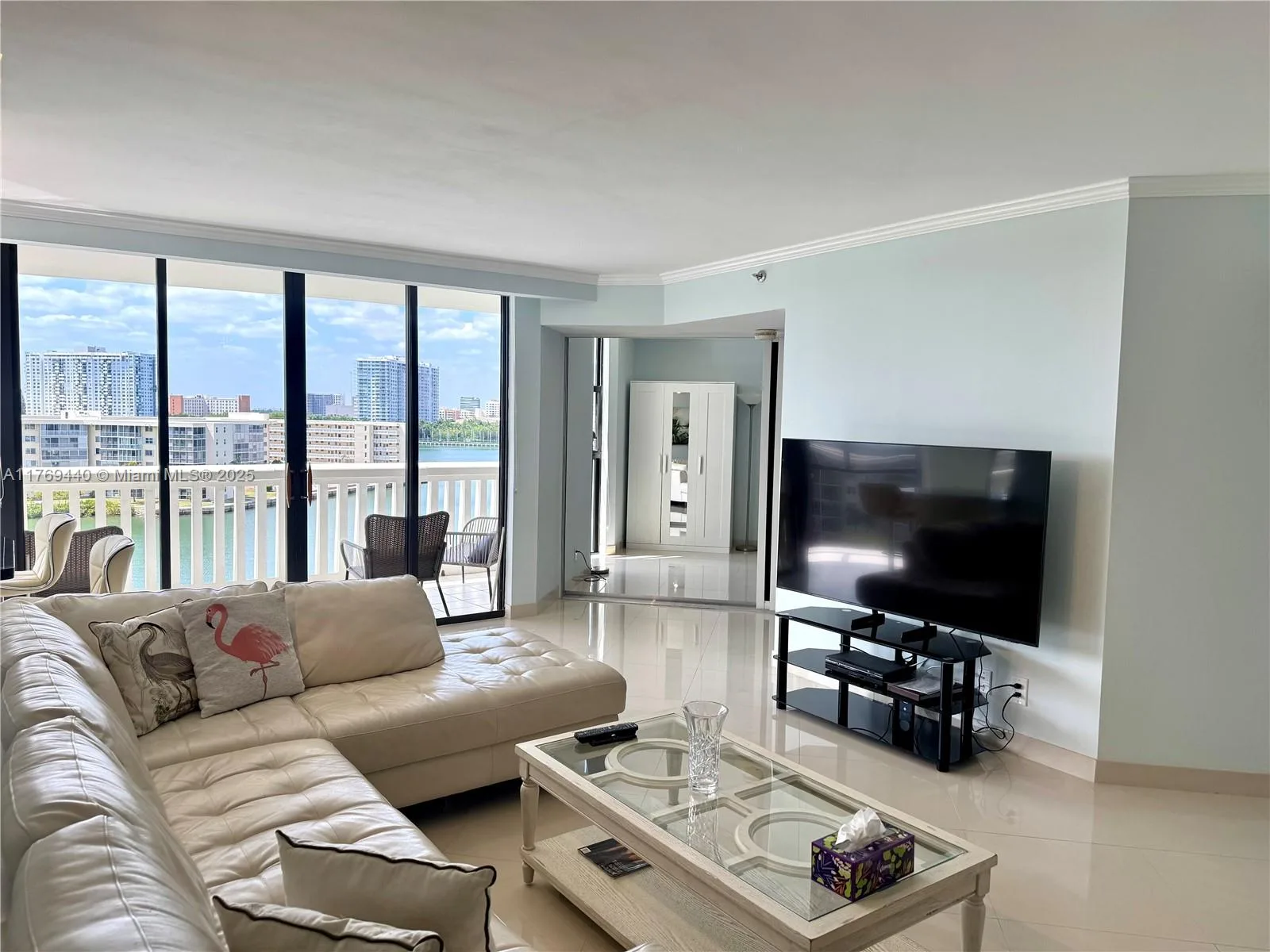 1000 ISLAND BL # 710, Aventura, FL 33160 photo 8