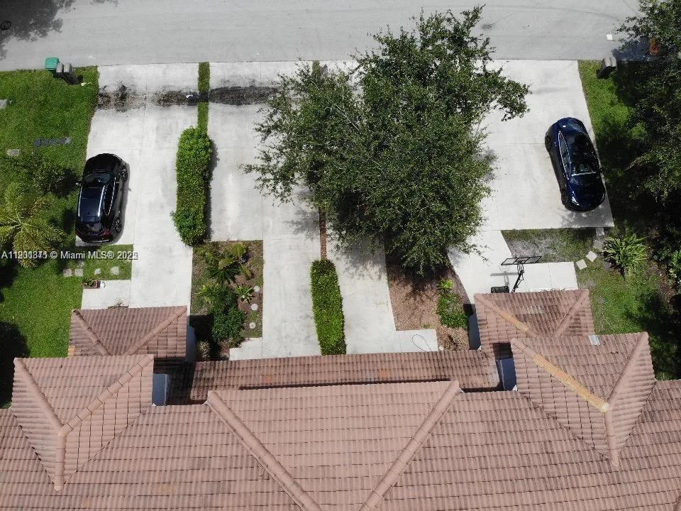 8706 NW 38th Dr, Coral Springs, FL 33065 photo 7