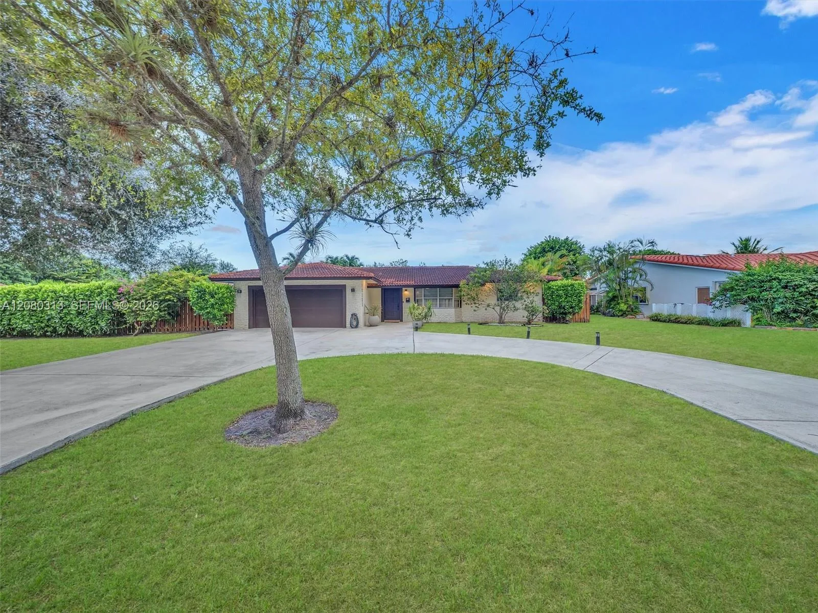 10305 NW 42nd Dr, Coral Springs, FL 33065