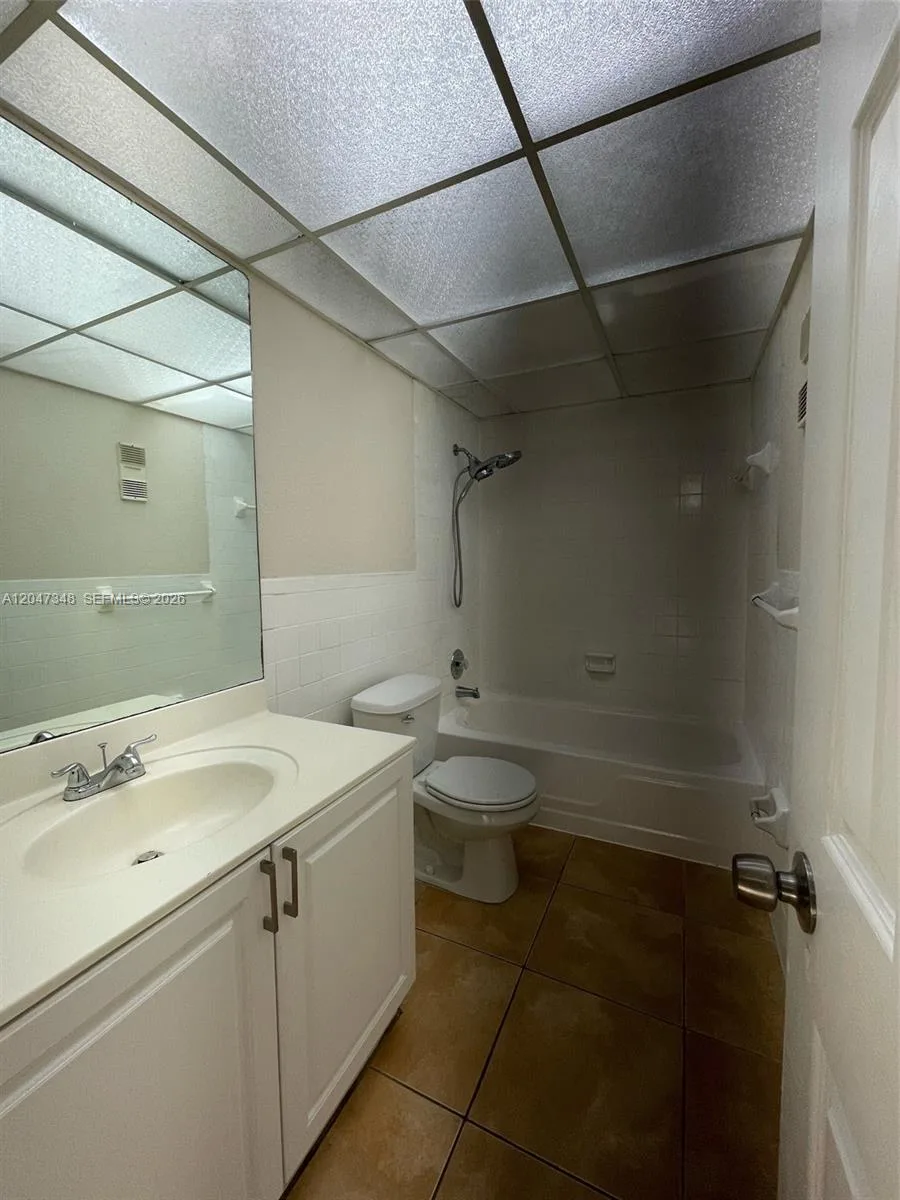 6950 Miami Gardens Dr # 2-312A, Hialeah, FL 33015 photo 12