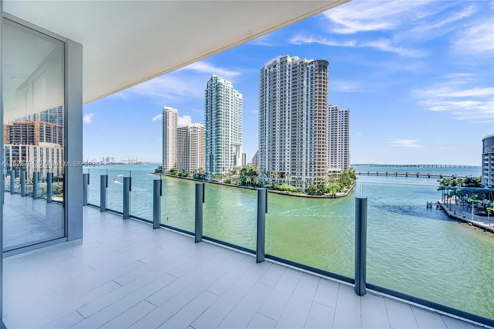 300 Biscayne Blvd Way # 703, Miami, FL 33131 photo 2