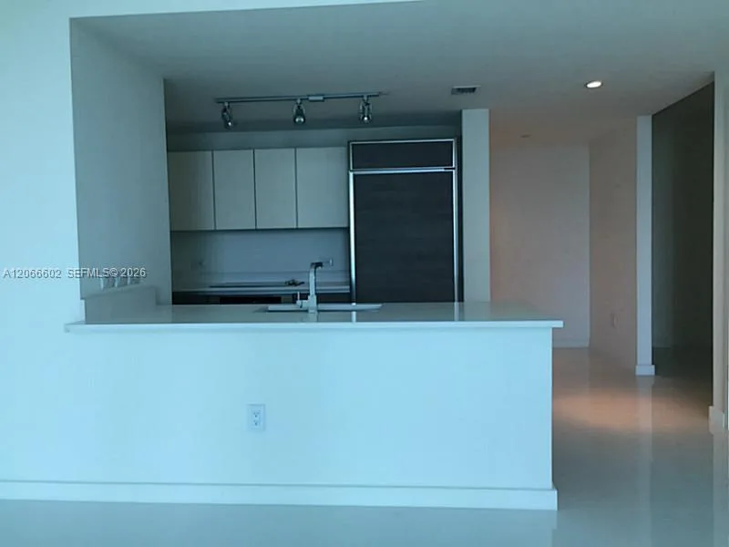 1100 S MIAMI AV # 3908, Miami, FL 33130 photo 11
