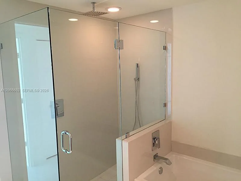 1100 S MIAMI AV # 3908, Miami, FL 33130 photo 3
