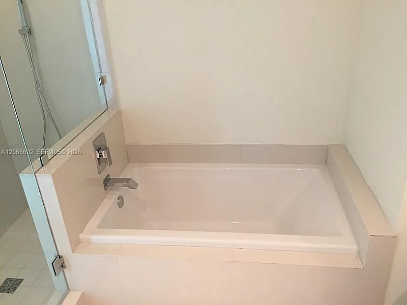 1100 S MIAMI AV # 3908, Miami, FL 33130 photo 4