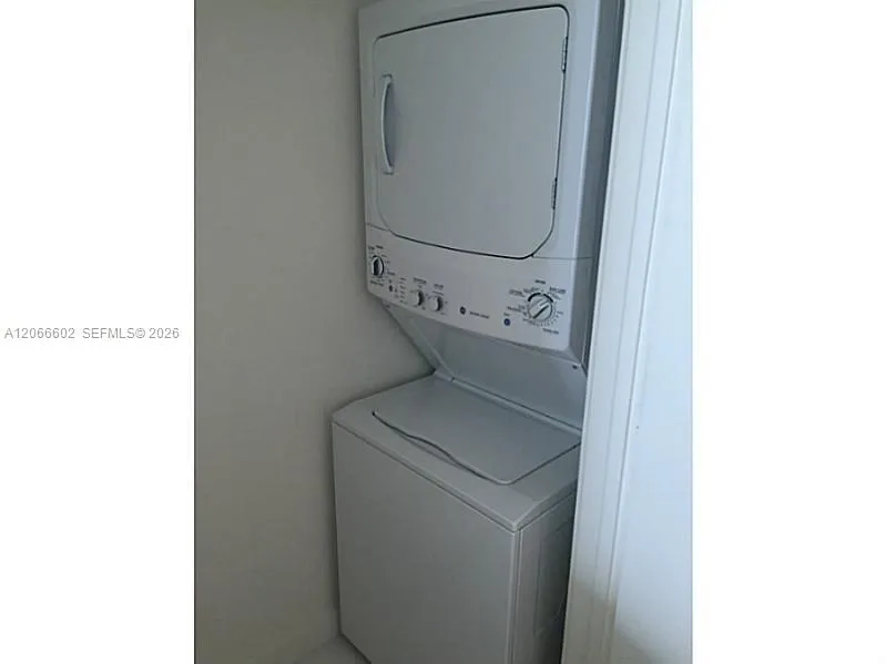 1100 S MIAMI AV # 3908, Miami, FL 33130 photo 9