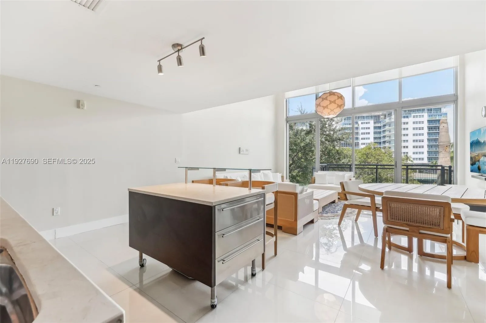 6000 Collins Ave # 306, Miami Beach, FL 33140 photo 5