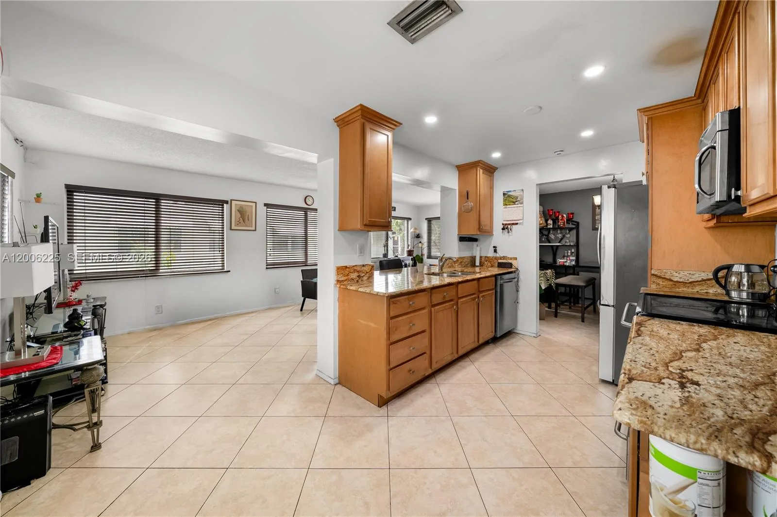 4402 NW 44th Ave, Tamarac, FL 33319 photo 11