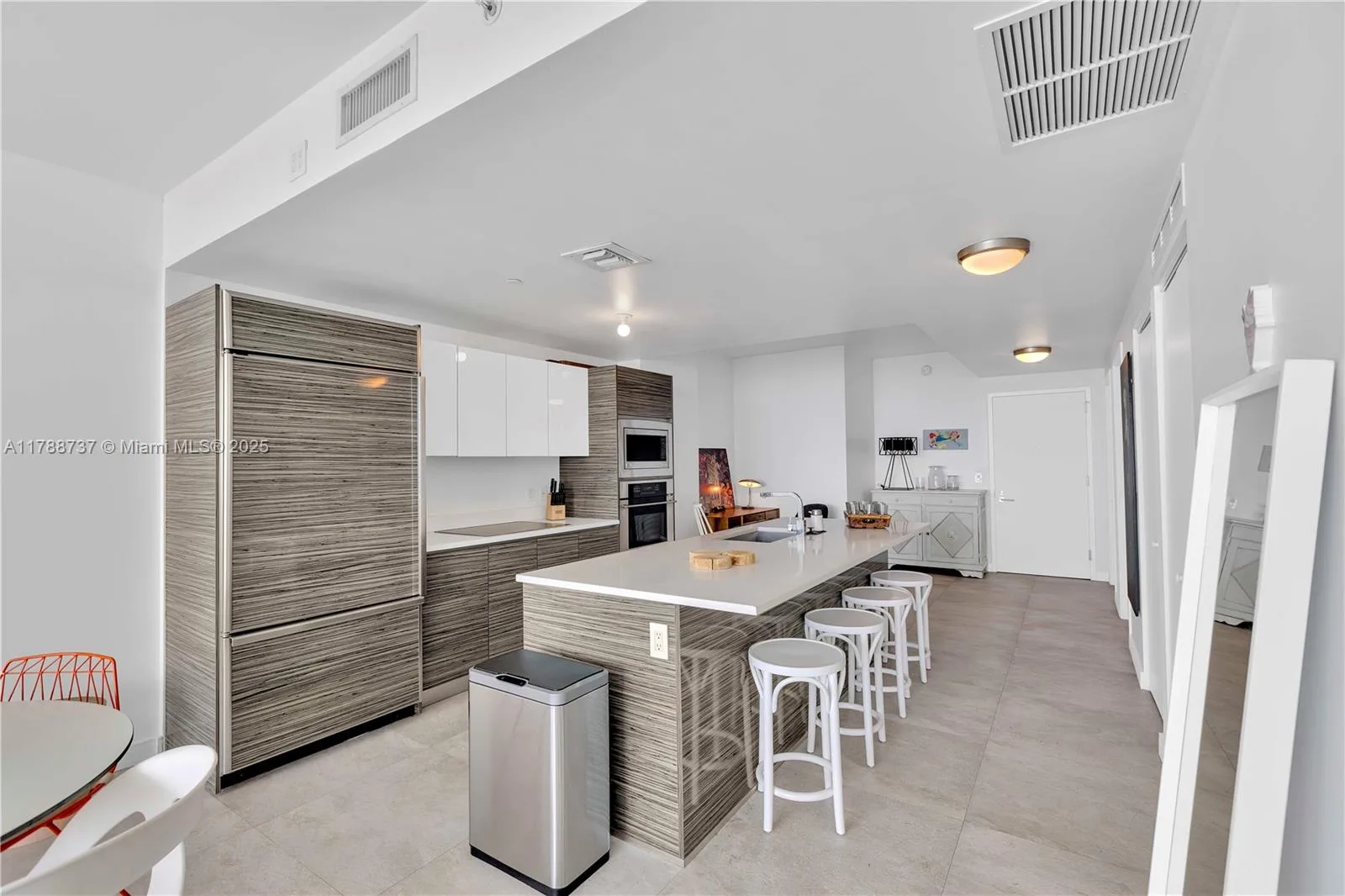 460 NE 28th St # 3703, Miami, FL 33137 photo 12