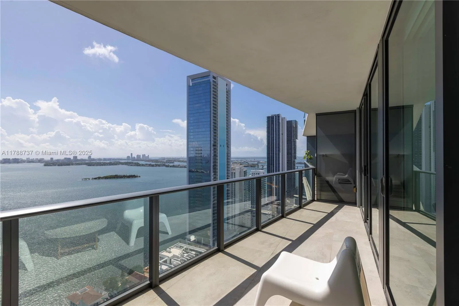 460 NE 28th St # 3703, Miami, FL 33137 photo 5
