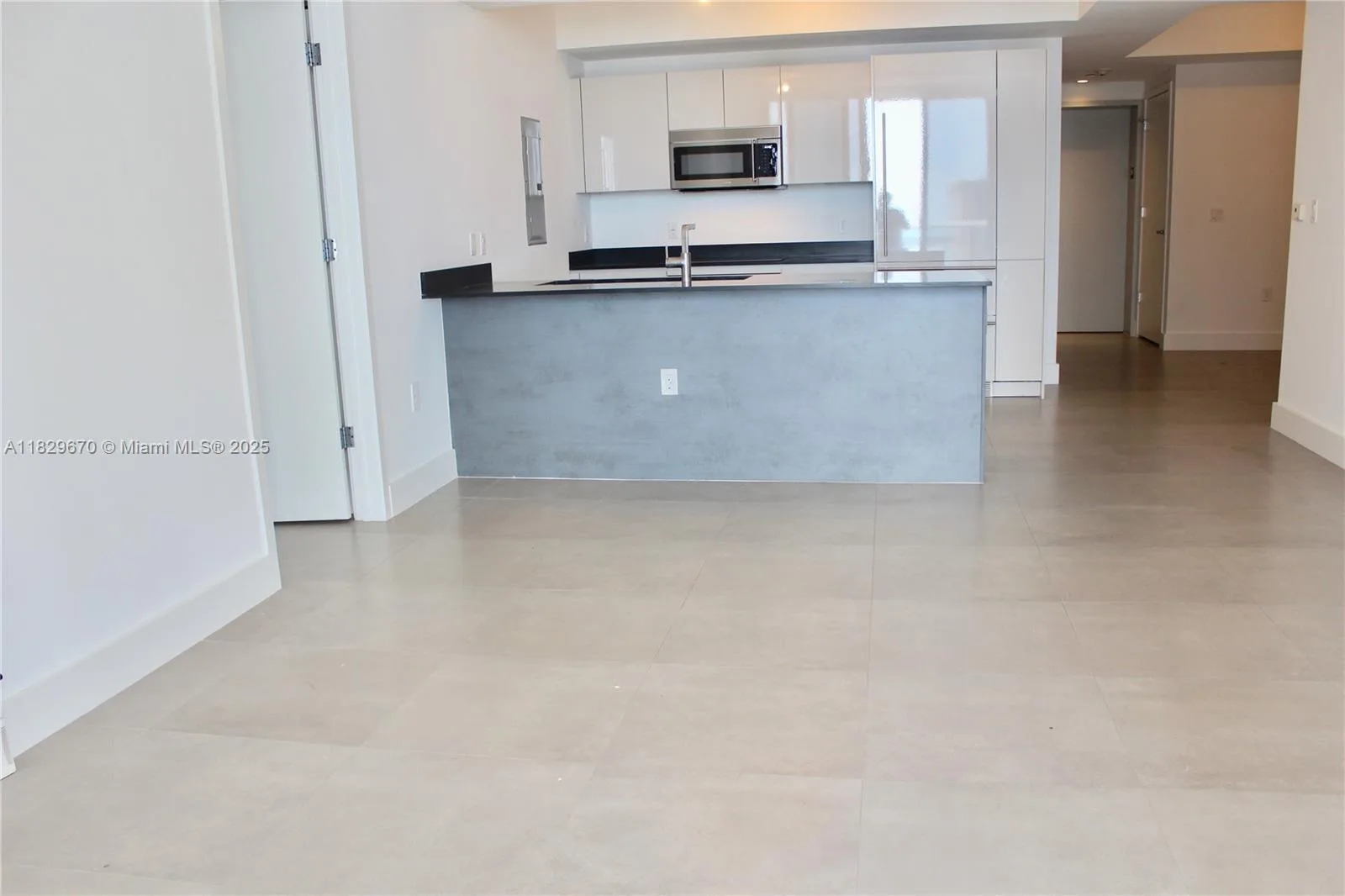 1010 Brickell Ave # 3403, Miami, FL 33131 photo 6