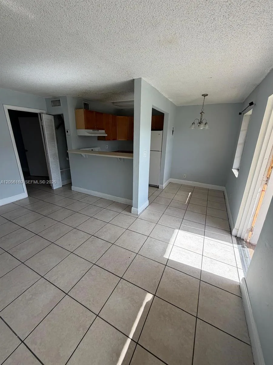 95 NE 41st St # N202, Oakland Park, FL 33334