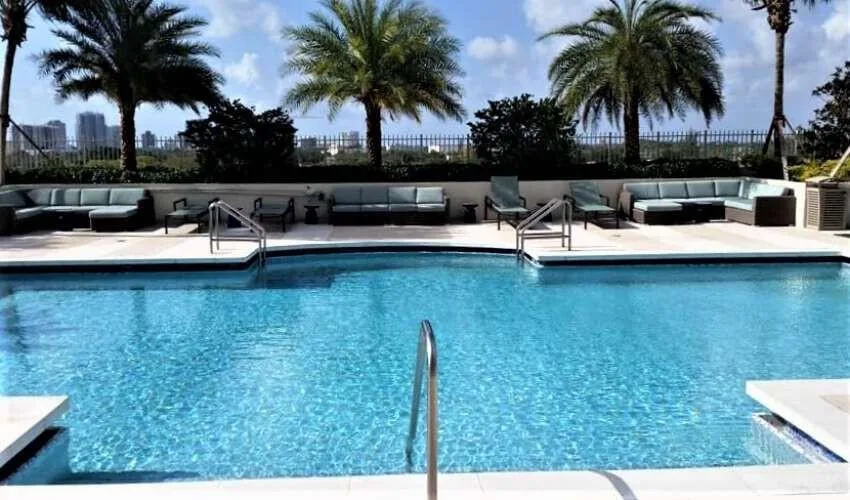 3000 CORAL Way # 707, Miami, FL 33145